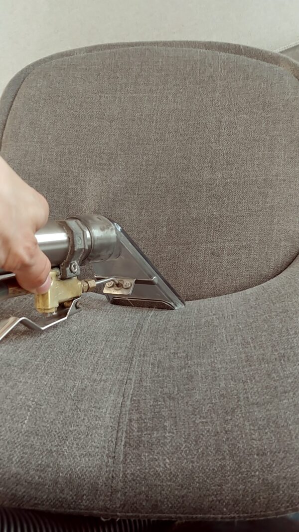 czyszczenie kanapy Warszawa - czystastrefa.eu